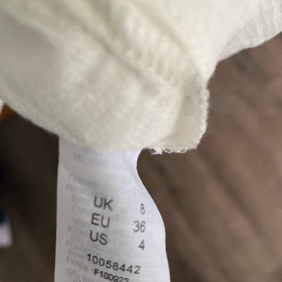 ASOS DESIGN textured drape top in ivory - Picture 2 of 3